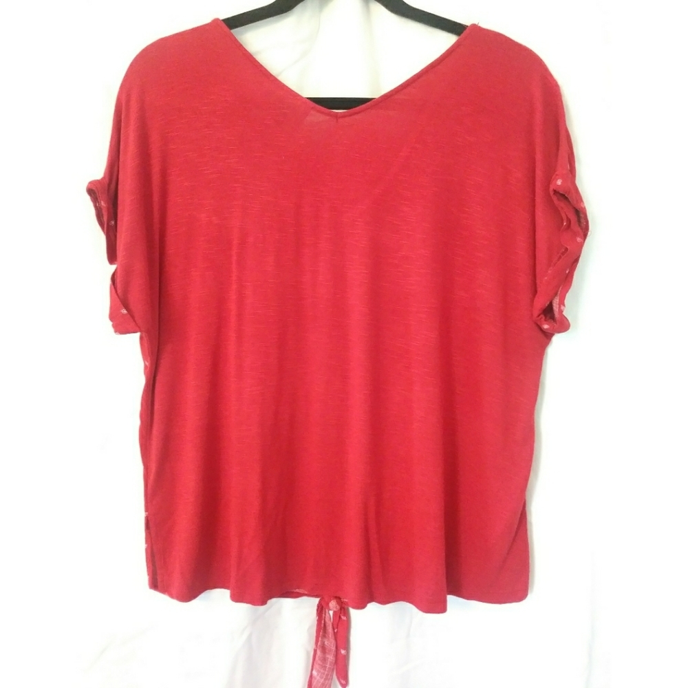 Red blouse - Picture 2 of 6